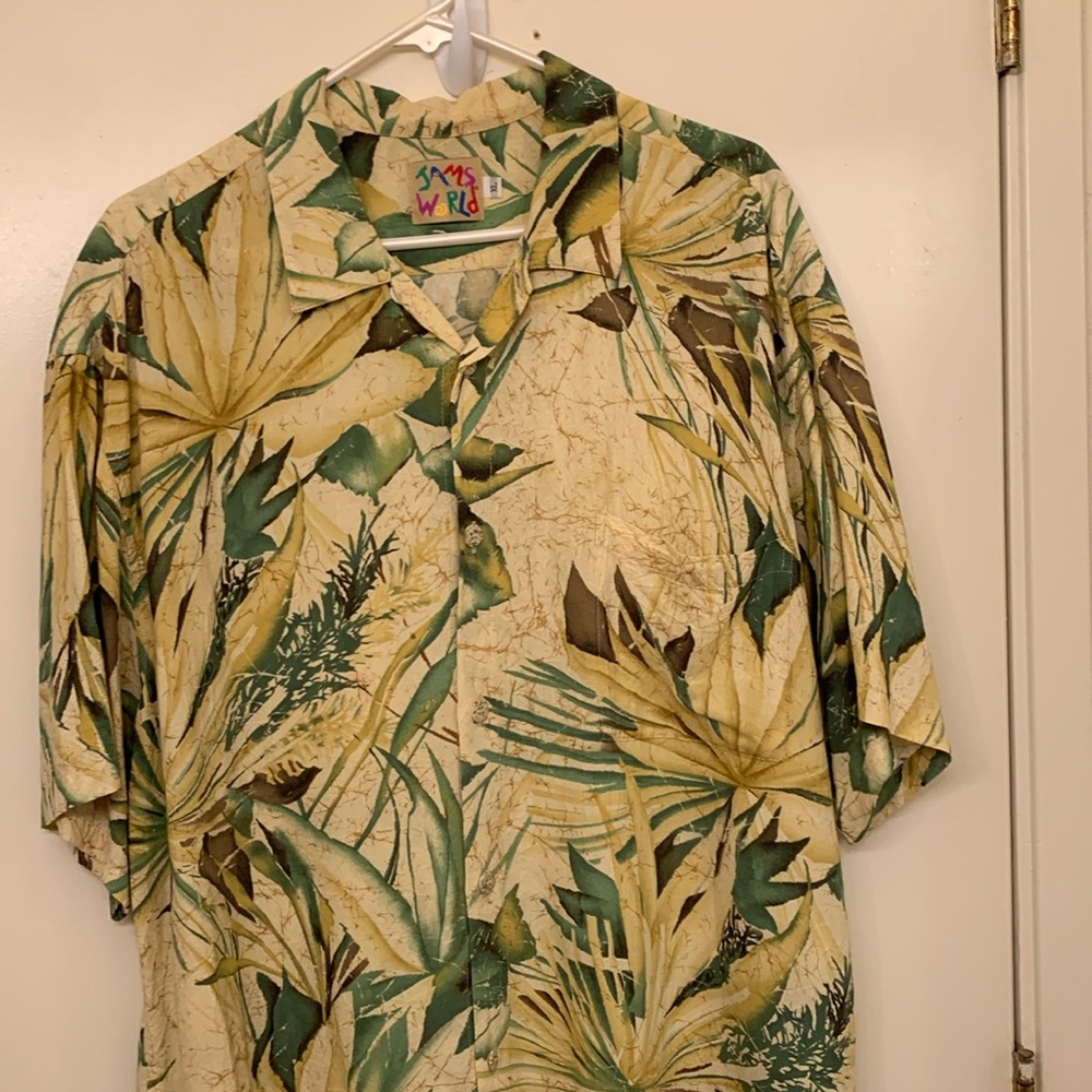 Jams World Hawaiian Shirt XL, minimal wear, beautiful, loose and comfy, rayon.